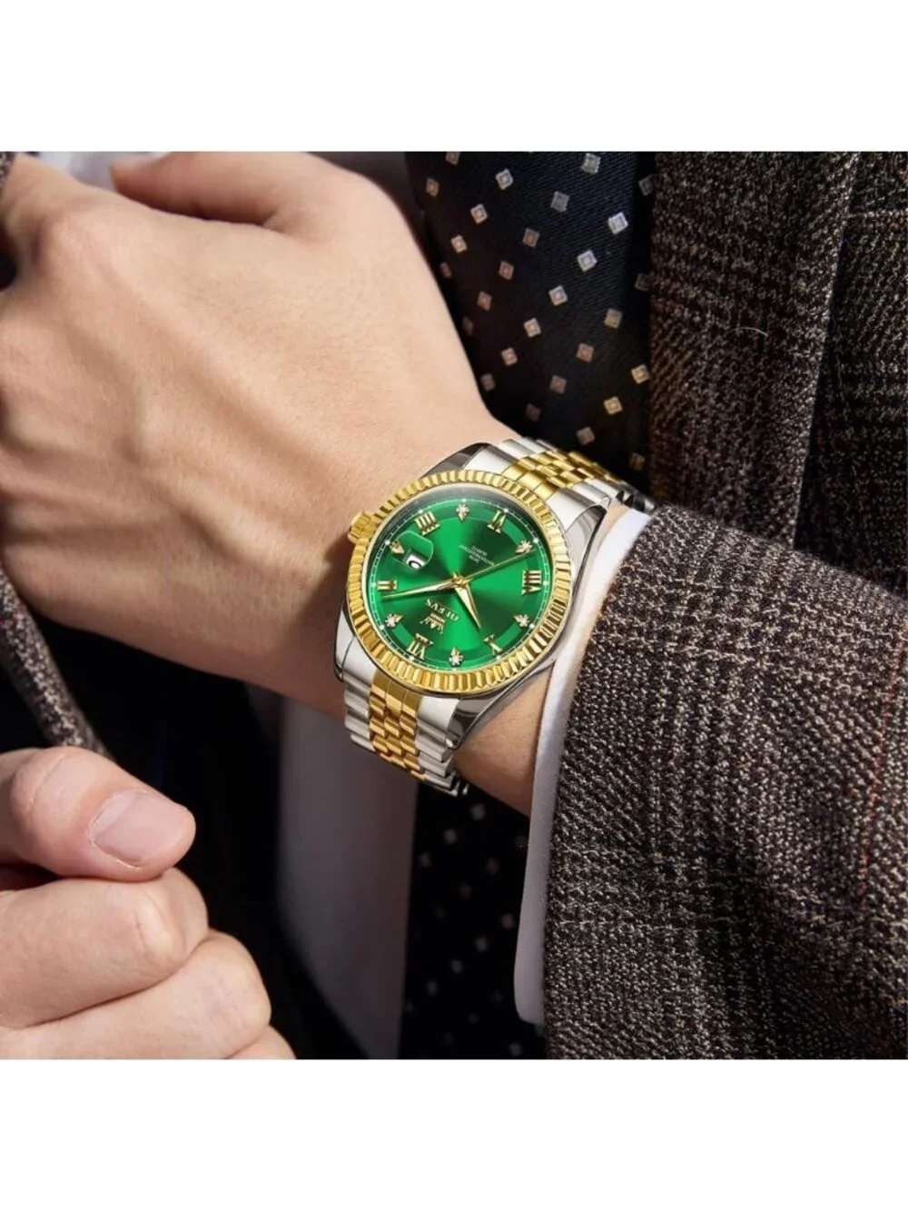 Men's Green Gold Diamond Classic Analog Stainless Steel Waterproof Wrist Watch